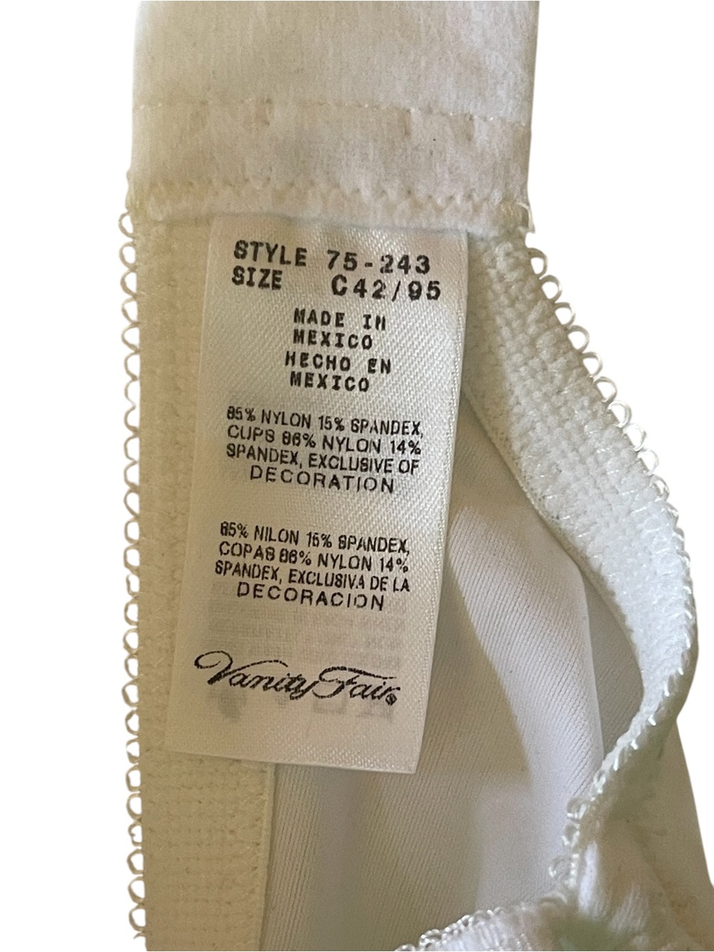 Vanity Fair White Lace Underwire Bra with Molded Cups 42C Brand New! - Picture 7 of 7